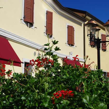 Dependance Lipa Hotel Basovizza Bagian luar foto